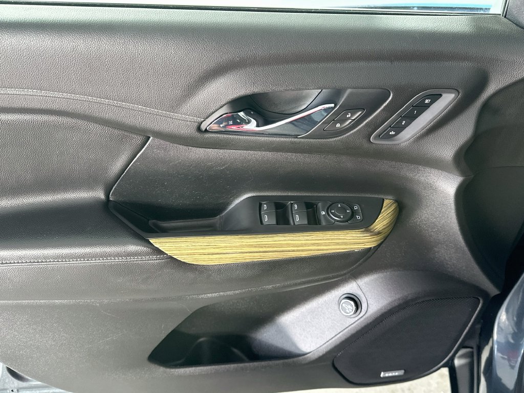 Used 2019 GMC Acadia Denali AWD/4WD image 24