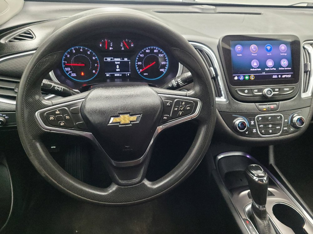 Used 2020 Chevrolet Malibu LT FWD image 22