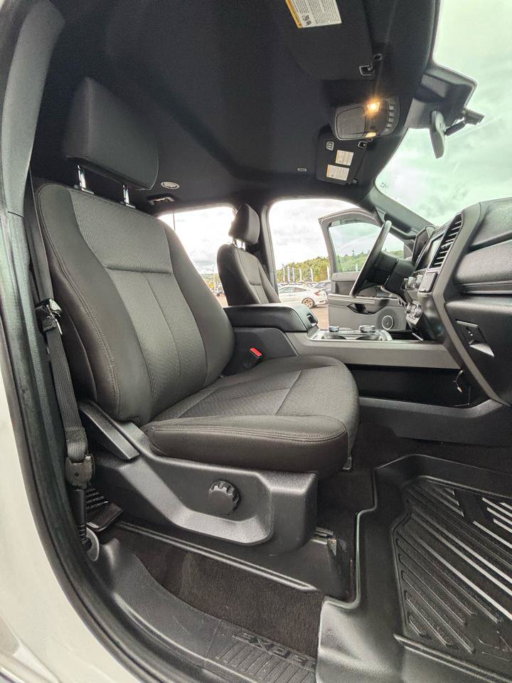 Used 2021 Ford Expedition XLT w/ FX4 Off-Road Package AWD/4WD image 30