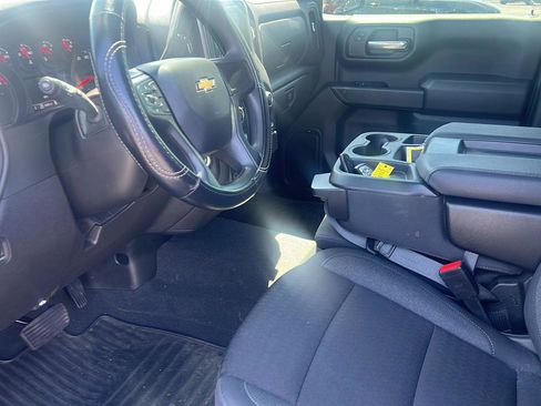 Used 2024 Chevrolet Silverado 1500 Custom w/ Turbomax Blackout Package AWD/4WD image 19