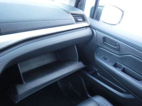 Used 2023 Honda Odyssey EX-L image 25