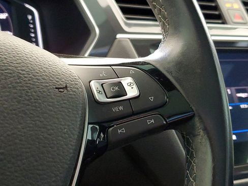 Used 2019 Volkswagen Tiguan SEL Premium R-Line FWD image 24