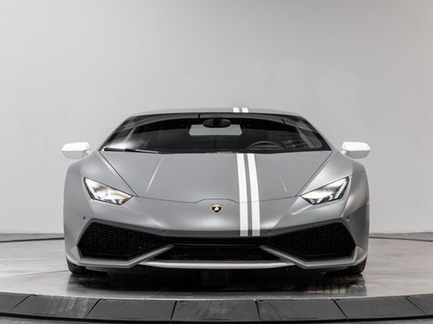 Used 2017 Lamborghini Huracan LP 610-4 Avio image 38