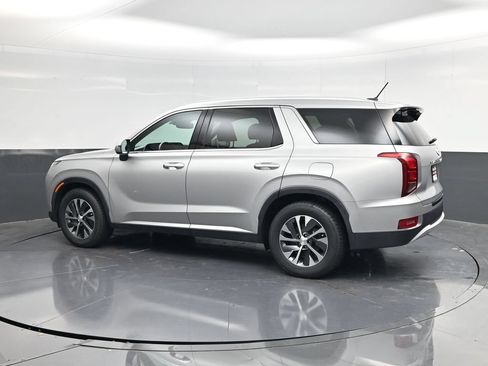 Used 2022 Hyundai Palisade SEL FWD image 5