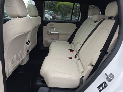 New 2026 Mercedes-Benz GLB 250 4MATIC image 18