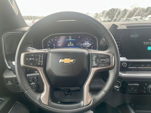 Used 2024 Chevrolet Silverado 2500 High Country w/ High Country Premium Package image 21