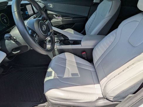 Certified 2024 Hyundai Elantra Limited image 16