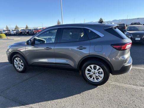 Used 2024 Ford Escape Active image 8