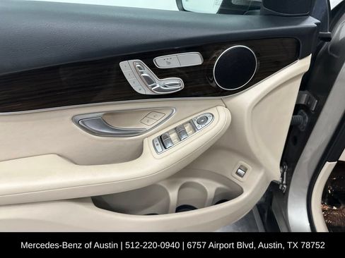 Used 2021 Mercedes-Benz GLC 300 image 14