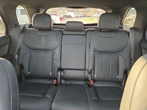Used 2023 Land Rover Range Rover Sport SE image 25