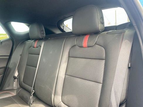 Used 2024 Chevrolet Trax RS FWD image 27