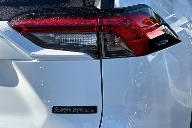 Certified 2022 Toyota RAV4 Adventure AWD/4WD image 32