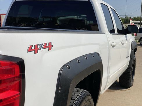Used 2018 Chevrolet Silverado 1500 LT w/ All Star Edition AWD/4WD image 5