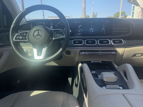 Used 2020 Mercedes-Benz GLS 450 4MATIC image 28