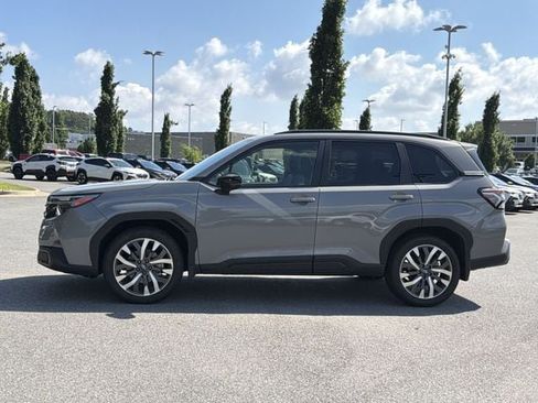 Certified 2025 Subaru Forester Touring w/ Popular Package - Touring AWD/4WD image 6