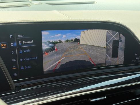 Used 2023 Cadillac Escalade ESV V AWD/4WD image 30
