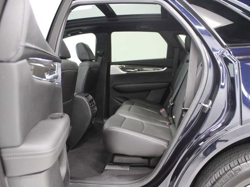 Certified 2022 Cadillac XT5 Sportv image 37