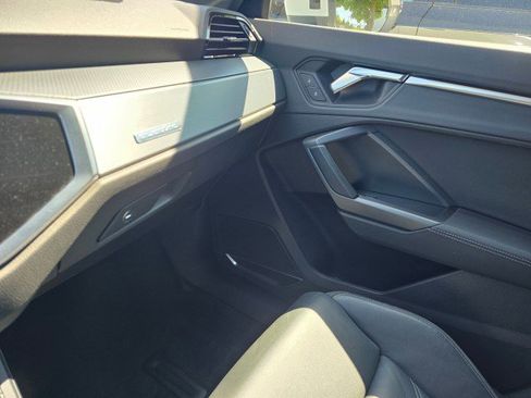 Used 2020 Audi Q3 2.0T Premium Plus image 35