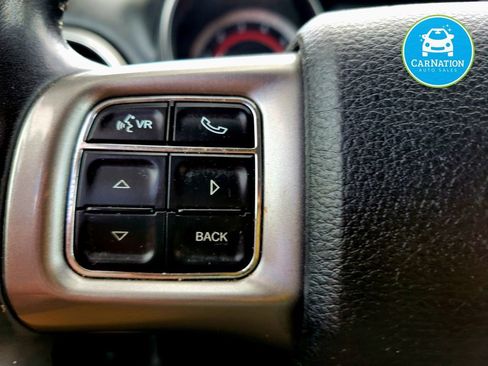 Used 2019 Dodge Journey Crossroad FWD image 18