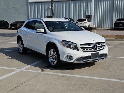 Used 2020 Mercedes-Benz GLA 250 image 3