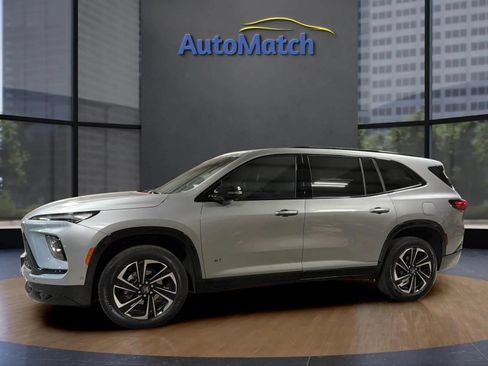 Used 2025 Buick Enclave Sport Touring w/ Super Cruise Package AWD/4WD image 6
