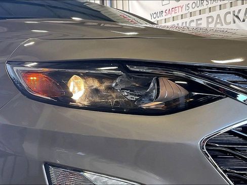 Used 2025 Chevrolet Malibu LT image 26