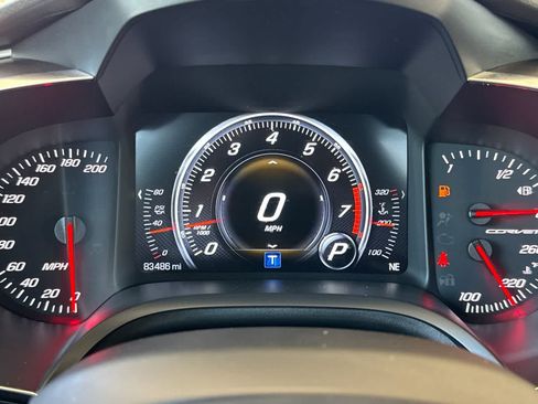 Used 2019 Chevrolet Corvette Stingray Coupe w/ Carbon Flash Badge Package RWD image 25