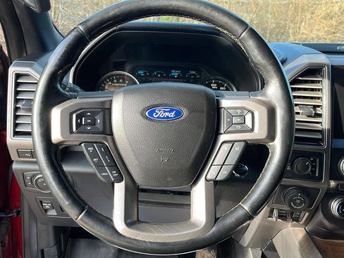 Used 2018 Ford F150 Limited image 13