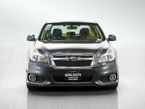 Used 2013 Subaru Legacy 3.6R Limited AWD/4WD image 8