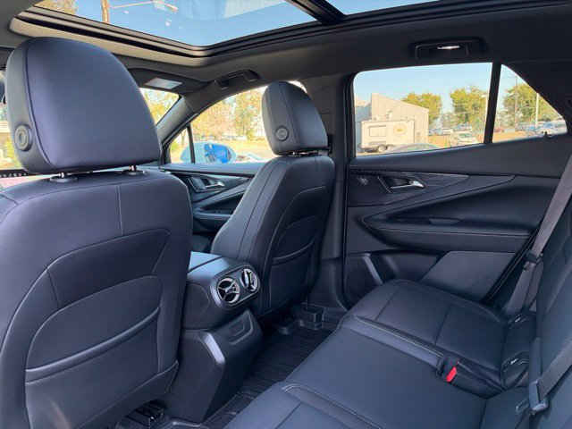 Used 2024 Chevrolet Blazer EV LT AWD/4WD image 21