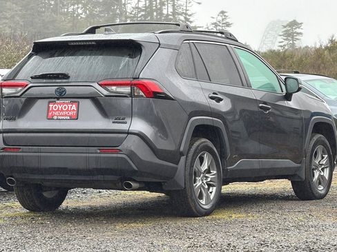 Used 2023 Toyota RAV4 XLE image 4