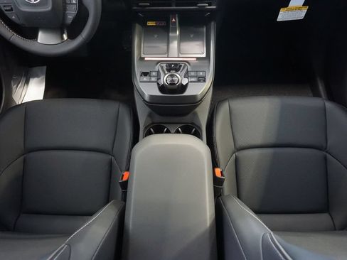 New 2026 Toyota bZ Woodland AWD/4WD image 32