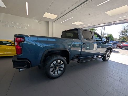Used 2025 Chevrolet Silverado 2500 Custom w/ Custom Value Package image 16