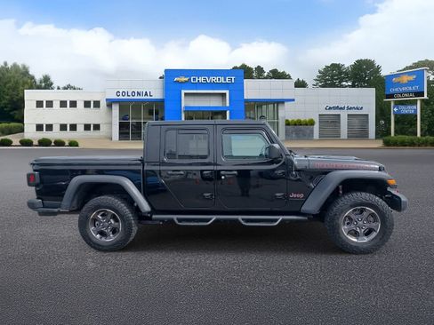 Used 2020 Jeep Gladiator Rubicon AWD/4WD image 3