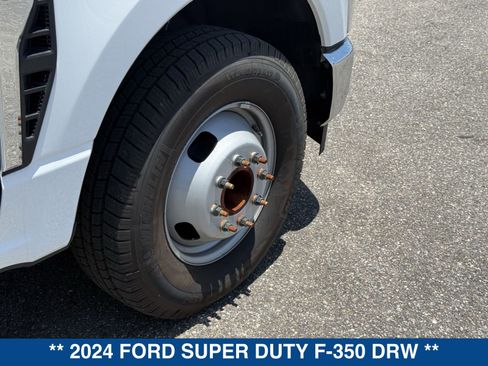 Used 2024 Ford F350 XL w/ XL Chrome Package RWD image 13
