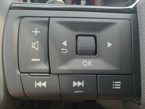 New 2026 Nissan Pathfinder Platinum image 12