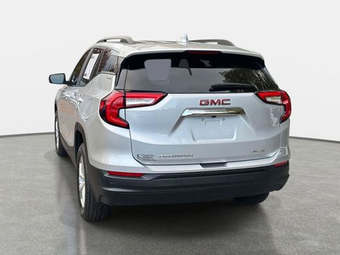 Used 2022 GMC Terrain SLE w/ Driver Convenience Package image 7
