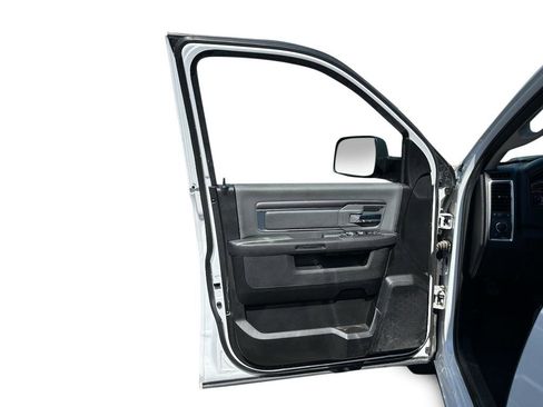 Used 2023 RAM 1500 Classic SLT w/ Trailer & Traction Group image 6