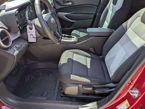 New 2026 Chevrolet Trax RS w/ Sunroof Package FWD image 10