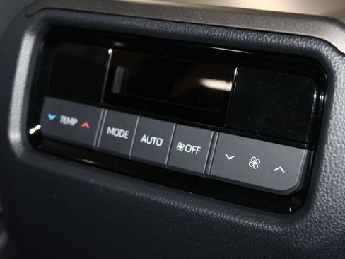 Used 2026 Toyota Land Cruiser w/ Premium Package AWD/4WD image 33