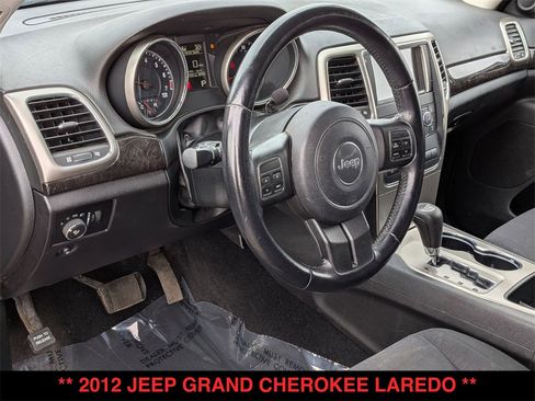 Used 2012 Jeep Grand Cherokee Laredo w/ Laredo E Group image 16
