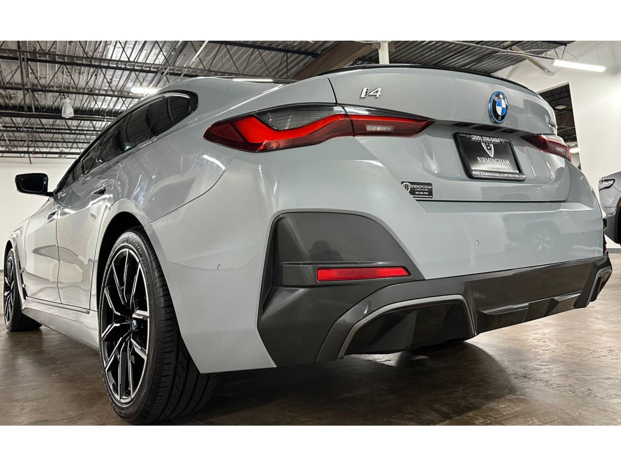 Used 2023 BMW i4 eDrive40 w/ M Sport Package RWD image 17
