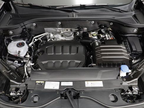 Used 2025 Volkswagen Atlas Peak Edition SE image 23