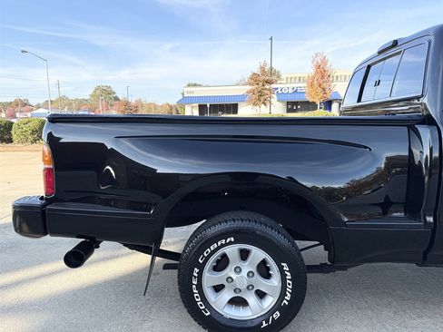 Used 2000 Toyota Tacoma 2WD Xtracab image 15