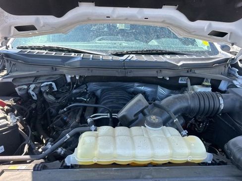 Used 2021 Ford F150 XLT image 33