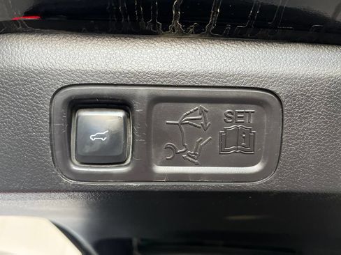 Used 2019 Ford Expedition Limited AWD/4WD image 13