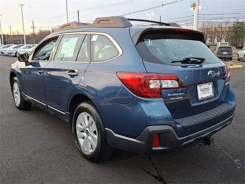 Used 2019 Subaru Outback 2.5i image 5