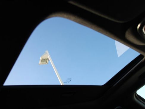 Used 2020 Jeep Grand Cherokee Limited image 22