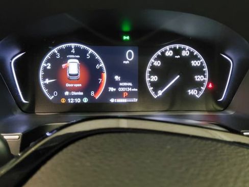 Certified 2025 Honda Pilot Touring image 27