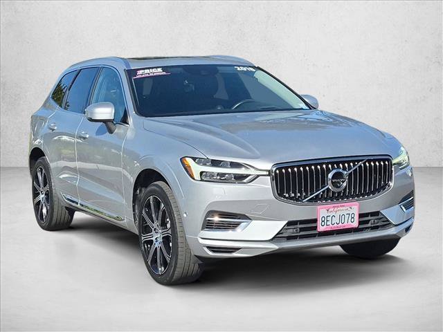 Used 2018 Volvo XC60 T8 Inscription w/ Luxury Seat Package AWD/4WD image 3